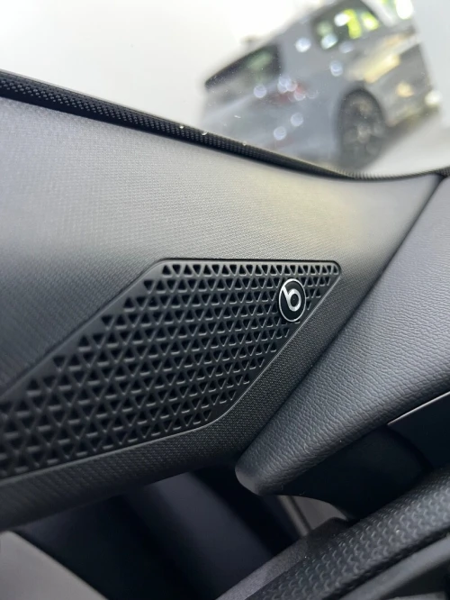 Seat Leon FR 2023 Beats Edition special