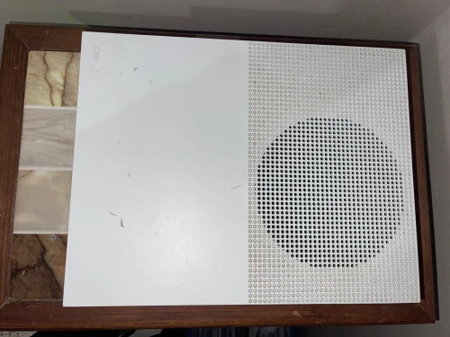 Xbox One S 500GB نقيّة بزاف (Caba) في العلمة