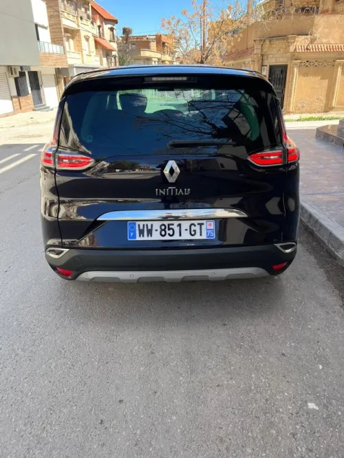 Renault INITIAL 2017 INITIAL