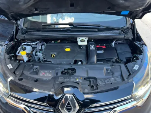 Renault INITIAL 2017 INITIAL