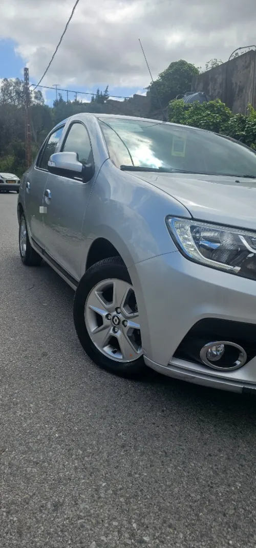 Renault Symbole 2023 Symbole +