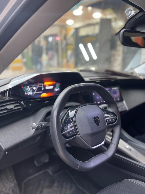 Peugeot 308 2023 