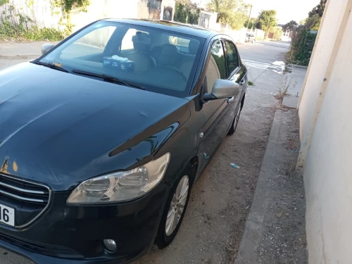 Peugeot 301 2015 