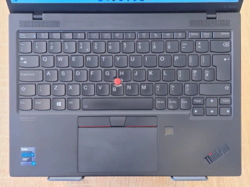 (VENDU) LENOVO THINKPAD X1 NANO GEN 1 I7-1160G7 16Go 512GB NVMe 13.3" FHD+ IPS