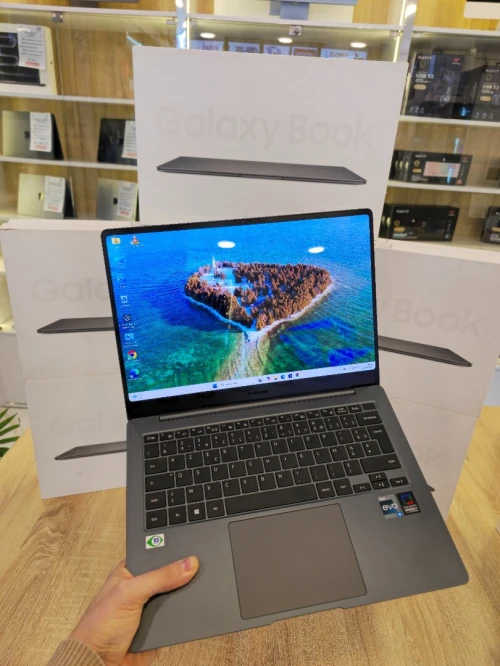 SAMSUNG GALAXY BOOK 3 PRO I5-1340P 8G 256G SSD 14'' 3K AMOLED SOUS EMBALLAGE