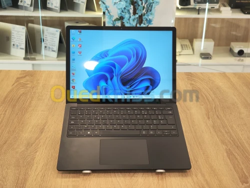 (VENDU) Microsoft Surface Laptop 5 1951 i7-1265U 16Go DDR5 256GB 13,5" PixelSense IPS 2,5K TACTILE