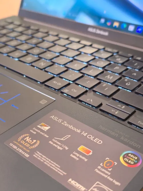 (VENDU) ASUS ZENBOOK 14 ULTRA 7 155H 16G 1T SSD 14'' OLED 3K WIN11