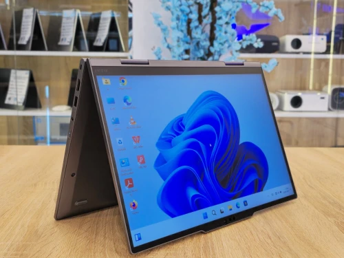 (VENDU) LENOVO THINKPAD X1 YOGA GEN 9 2IN1 ULTRA 5-135U 32G 256G SSD 14'' TACTIL