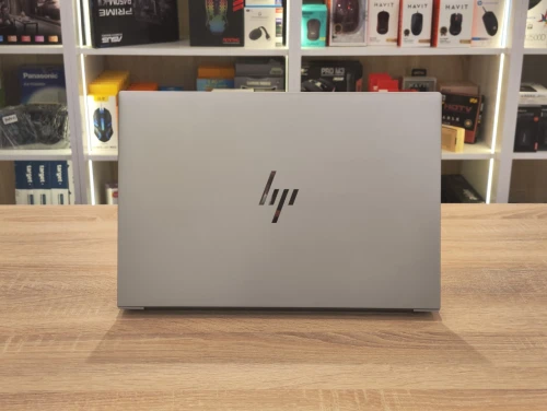 (VENDU) STATION HP ZBOOK STUDIO G10 I9-13900H 32Go DDR51TB NVMe RTX4070 8GB 16" FHD+ IPS WIN11