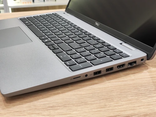 DELL LATITUDE 5550 ULTRA 5-125U 16G DDR5 512GB 15.6" FHD WINDOWS 11 SOUS EMBALLAGE