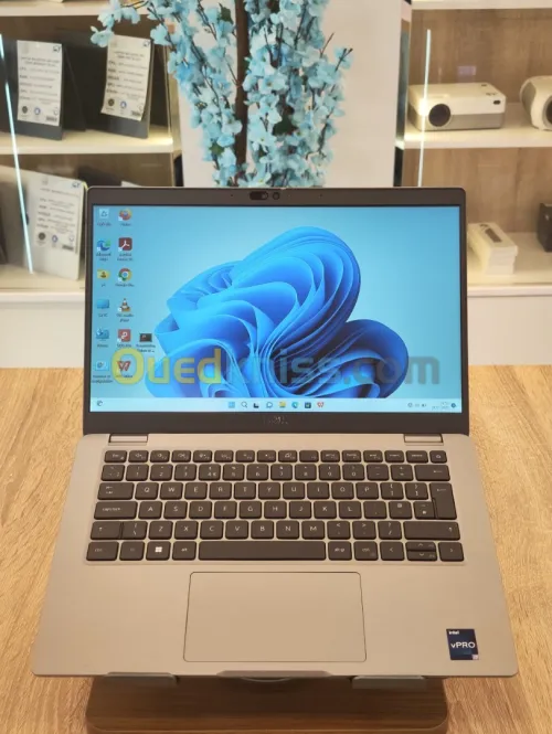 Dell Latitude 5340 i7-1365U 32Go DDR5 256GB NVMe 14" FHD+ IPS