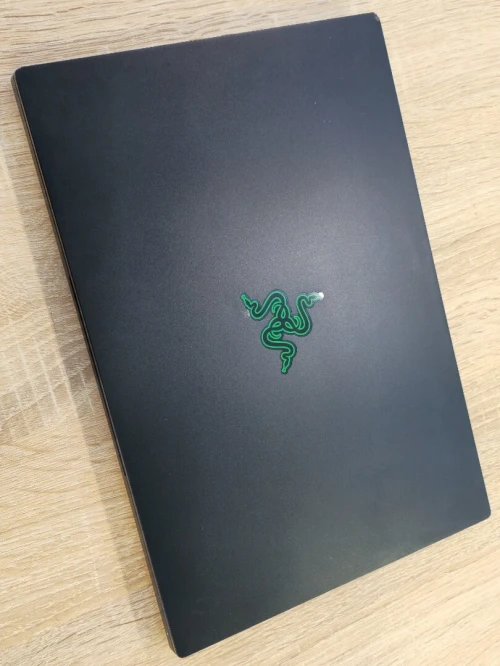 RAZER BLADE 14 RYZEN 9 6900HX 16G 1T SSD/RTX 3060 6G 14'' 144HZ WIN11