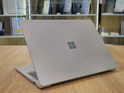 MICROSOFT SURFACE LAPTOP-7 SNAPDRAGON X12 16G 256GB SSD 13.8'' 2K QWERTY