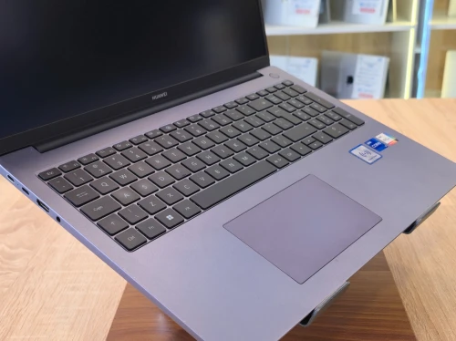 HUAWEI MATEBOOK 16s  I7-12700H 16G 512G SSD 16" IPS FHD+ WIN11