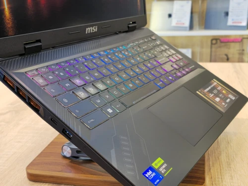 LAPTOP MSI CROSSHAIR 16HX AI ULTRA7-255HX 16G 512G SSD RTX5070 8G 16' 240HZ /WIN11