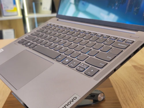 LENOVO XIAOXIN PRO 14 2024 RYZEN 7-8745H W 24G 1T SSD 14'' OLED 2.8K 120HZ WIN11