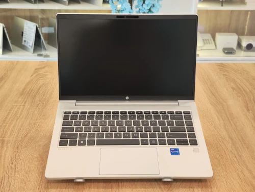 Hp probook 440 g10 i7-1355U 16Go 256GB NVMe 14" FHD IPS WIN 11