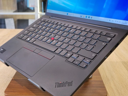 LAPTOP LENOVO THINKPAD X1 CARBON GEN-12  ULTRA 7-155U 32G 1T SSD 14'' 2.8K OLED TACTIL 120HZ WIN11