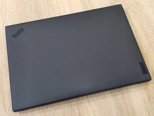 ( VENDU ) STATION LENOVO THINKPAD P1 GEN-6 I9-13900H 64G 1T RTX2000 ADA 8G 16G 16' 4K TACTIL