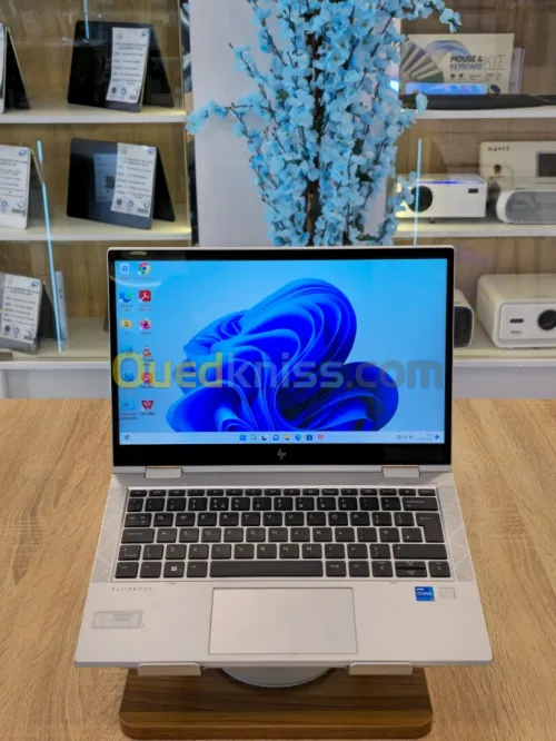 HP EliteBook x360 830 G8 i5-1135G7 16Go 256GB NVMe 13,3" FHD IPS TACTILE 360