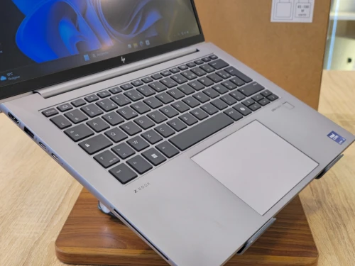 HP STATION ZBOOK FIREFLY G11 ULTRA 5-125U 16G 512G SSD 14'' WUXGA IPS WIN11 SOUS EMBALLAGE