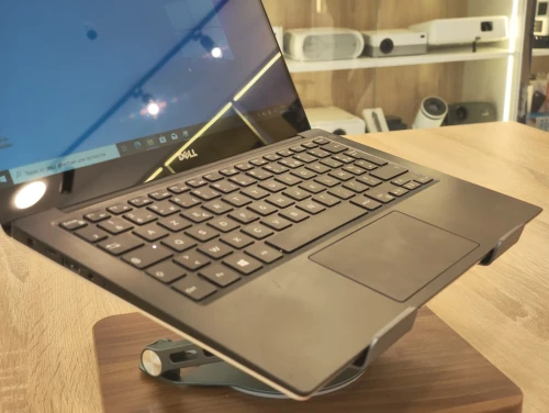  DELL  XPS 9350   I7-7500/8G/256G SSD/13.3'' TACTIL/WIN11 ETAT 10/10