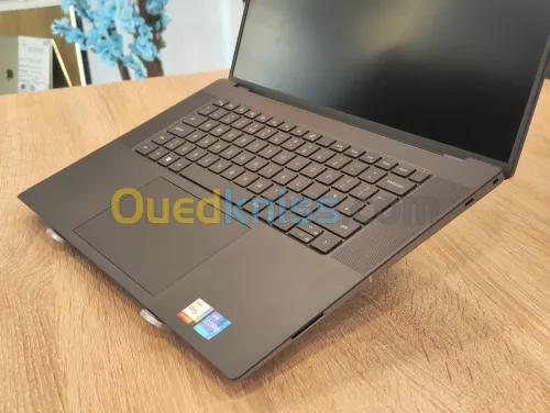 STATION DELL PRECISION 5680  I7-13800H 32Go DDR5 512GB NVMe 16'' IPS FHD+ WIN 11