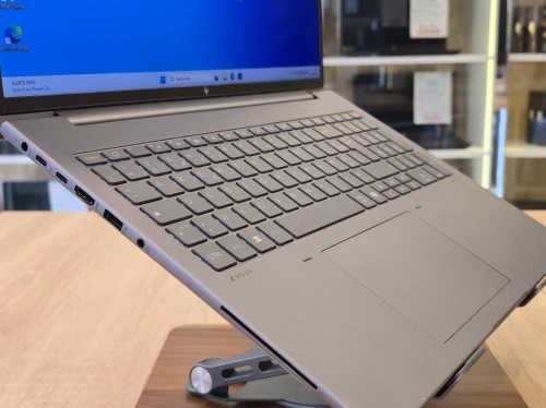 STATION HP ZBOOK POWER 16 INCH G11 RYZEN 9 9845HS 64G 1T SSD RTX 2000 ADA 8G 16'' WUXGA