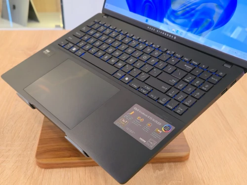 ASUS VIVOBOOK S15 ULTRA 7 155H EVO 16G 1T SSD 15'' OLED 120Hz 3K INTEL ARC