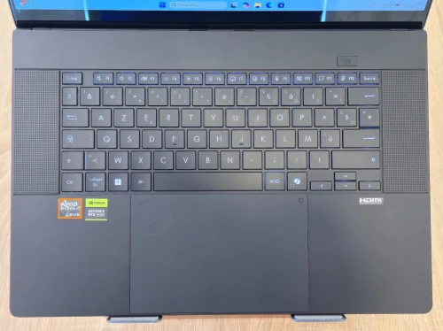 (VENDU) LAPTOP ASUS PROART P16 H7606  RYZEN AI 9 HX 370 64G 2T SSD RTX 5070 8G 16'' OLED 4K TACTIL WIN11