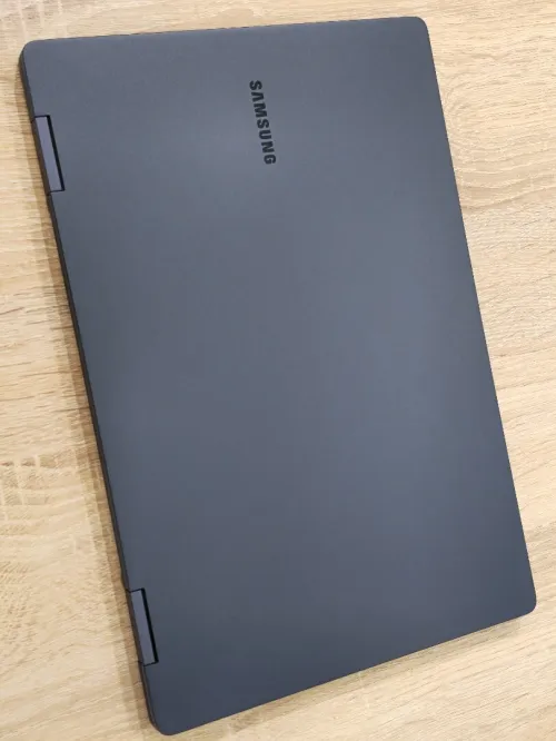 (VENDU) SAMSUNG GALAXY BOOK3 X360 2IN1 I5-1340P 16G 512G 13.3'' FHD TACTIL AMOLED + STYLET ALUMINIUM