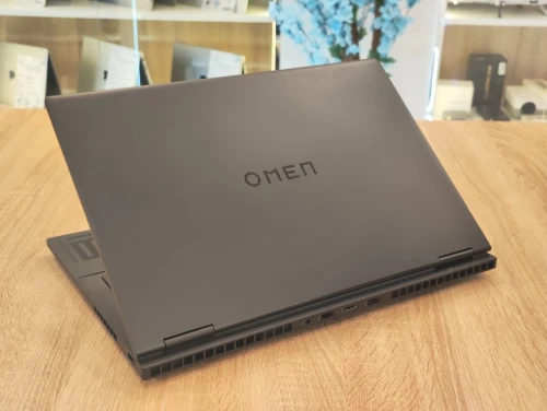 (VENDU) HP OMEN 16-wf i9-13900HX 16Go DDR5 1TB RTX 4060 8Go 16" QHD+ IPS 240Hz Win11