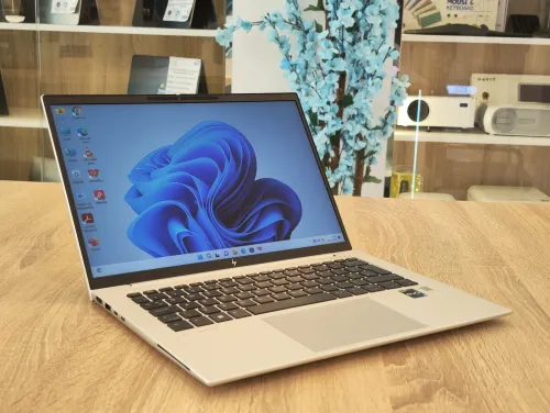 HP EliteBook 840 G9 i7-1255U 16Go DDR5 512GB NVMe 14" FHD+ IPS