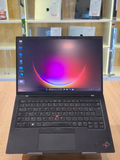 LENOVO THINKPAD X1 CARBON GEN 11 I7-1355U 16G 1To SSD 14'' FHD+ WIN 11