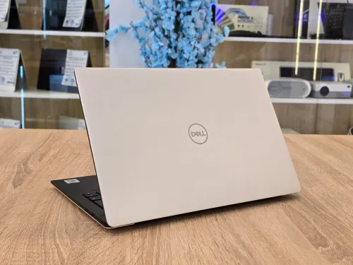 (VENDU) Dell XPS 7390 i7-10510U 16Go 512GB NVMe 13,4" 3,5K IPS TACTILE