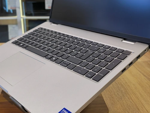 LAPTOP DELL PRO 16 PC16250  ULTRA-5 235U VPRO/16G/512G SSD/16'' FHD+/WIN11 (100% BATTERIE/CYCLE:10)