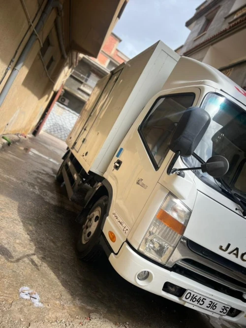 JAC CAMION 2016