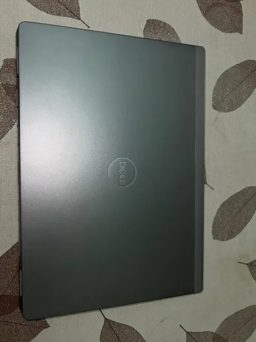 Dell latitude 7740 13eme génération 