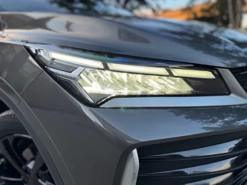 Geely Coolray 2025 