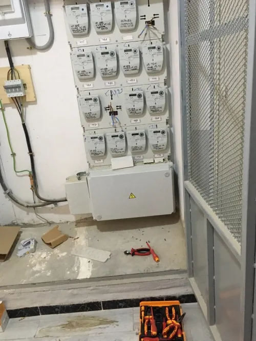 électricien bâtiment et industrielle 