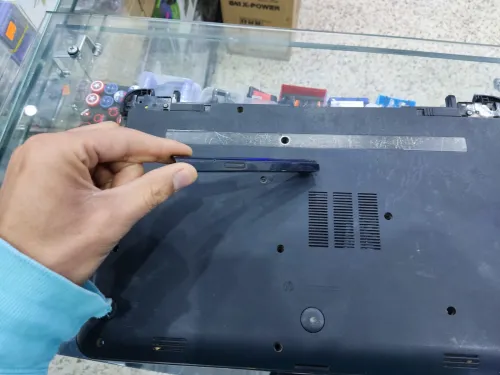 Carcasse PC Portable disponible 