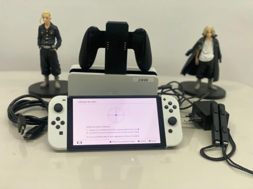 Nintendo Switch Oled online full accessories