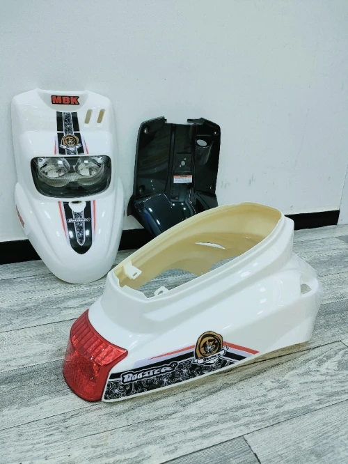 YAMAHA MBK BOOSTER NAKED STUNT SLIDER OVETTO NITRO AEROX 2018