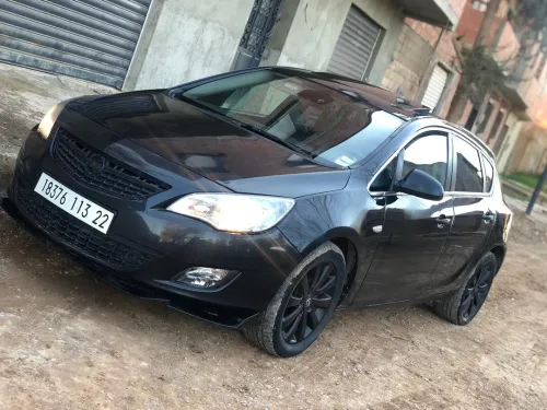 Opel Astra 2013 COSMO