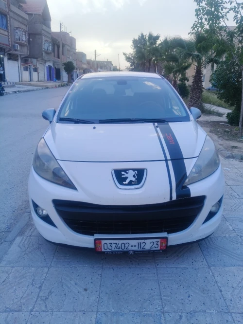 Peugeot 207 2012 