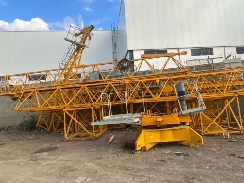 Grue fixe bâtiment Vente et montage et réparation 2015
