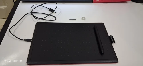 TABLETTE GRAPHIQUE CTL-672-M - ONE by WACOM -- MEDIUM