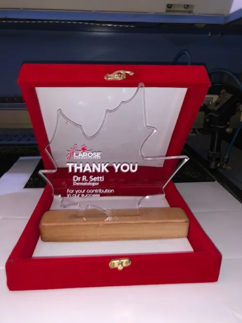 decoupe laser et fraisage (CNC) Trophée pour toutes occasions