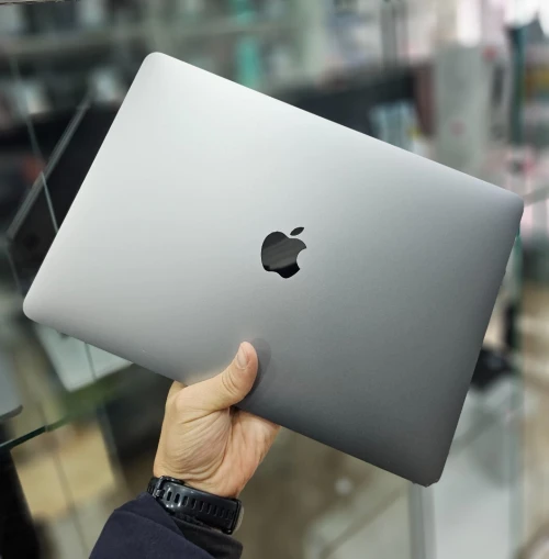 Macbook Pro M1 8/512 92% cyl 257 libiré officiel