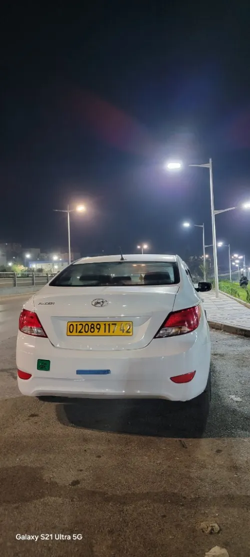 Hyundai Accent RB  4 portes 2017 Accent RB  4 portes